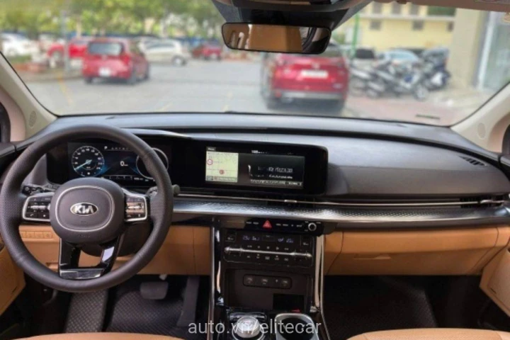 Kia Carnival Signature Xăng 2021
