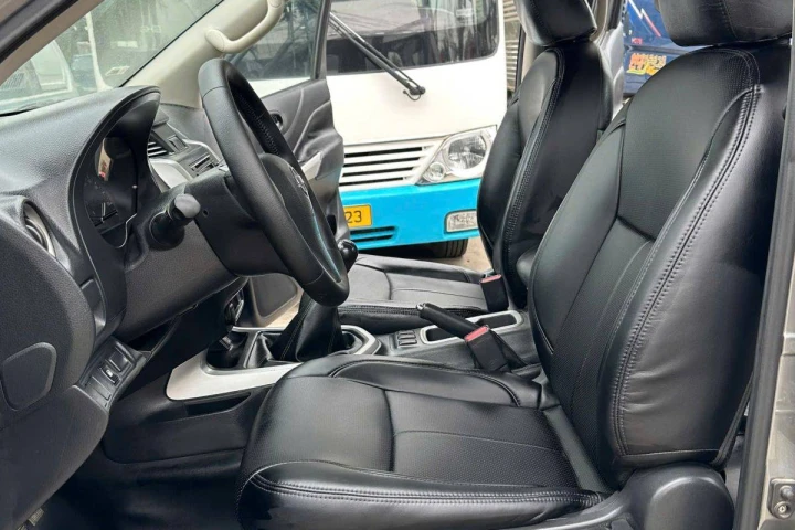 Nissan Navara 2015
