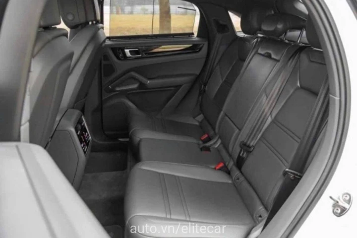 Porsche Cayenne 2020