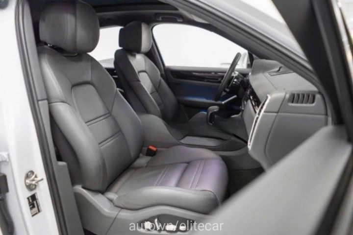 Porsche Cayenne 2020
