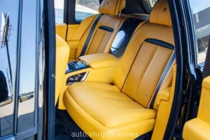 Rolls-Royce Cullinan 2023