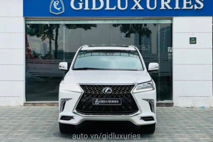 Lexus LX 2018