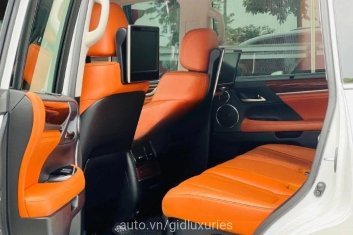 Lexus LX 2018