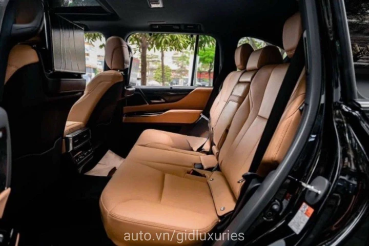 Lexus LX 600 Urban 2023