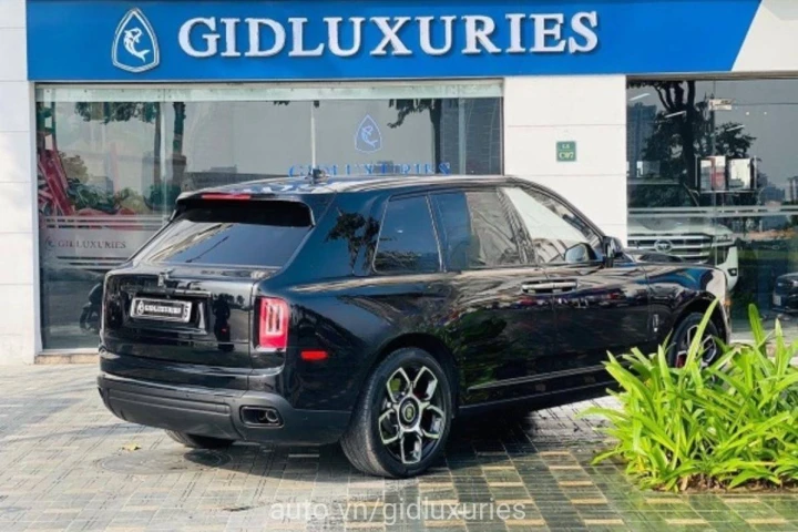 Rolls-Royce Black Badge 2022