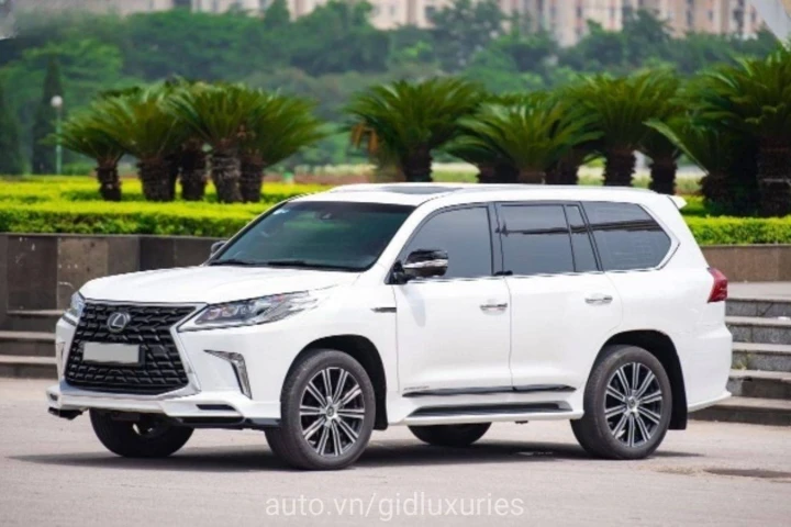 Lexus LX 2020