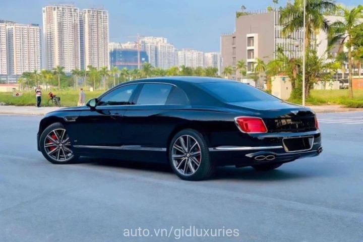 Bentley Flying Spur 2021