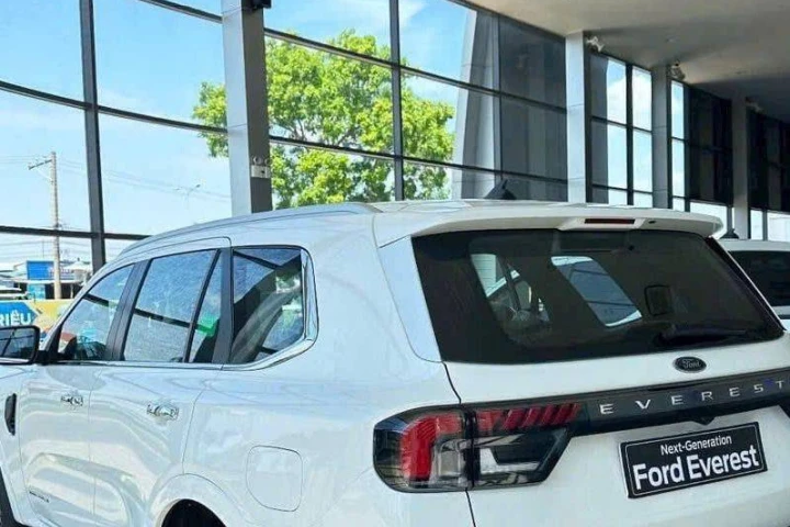Ford Everest 2025