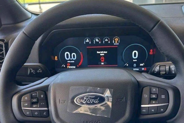 Ford Everest 2025