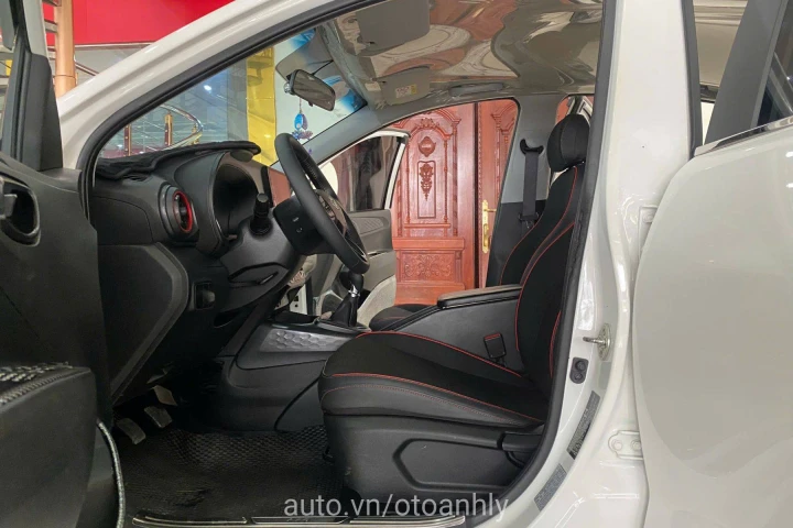 Hyundai i10 2021
