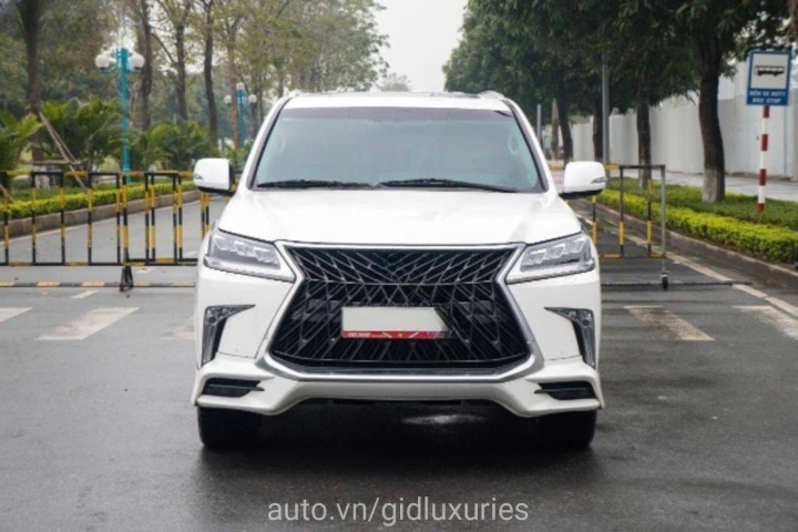 Lexus LX 2016
