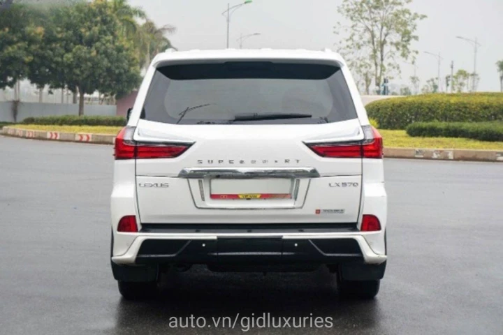 Lexus LX 2016