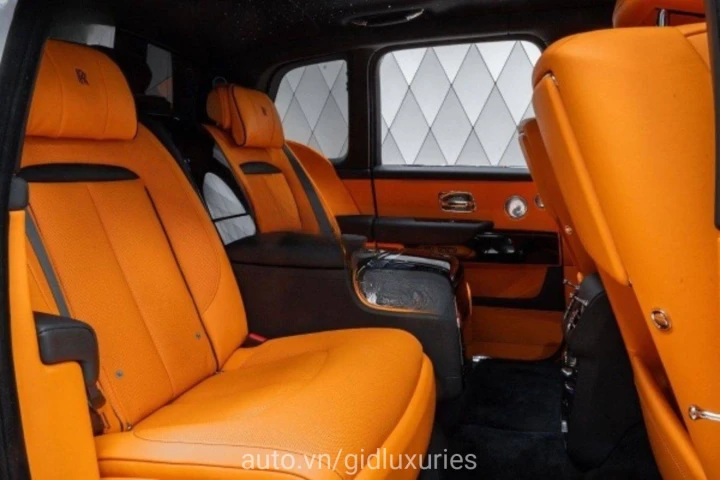 Rolls-Royce Cullinan 2024
