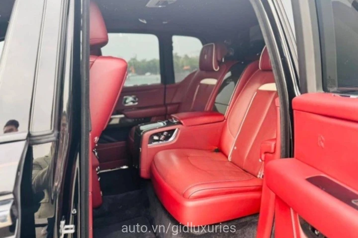 Rolls-Royce Cullinan 2021