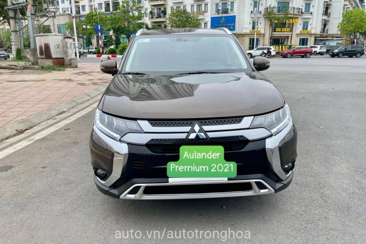 Mitsubishi Outlander 2021