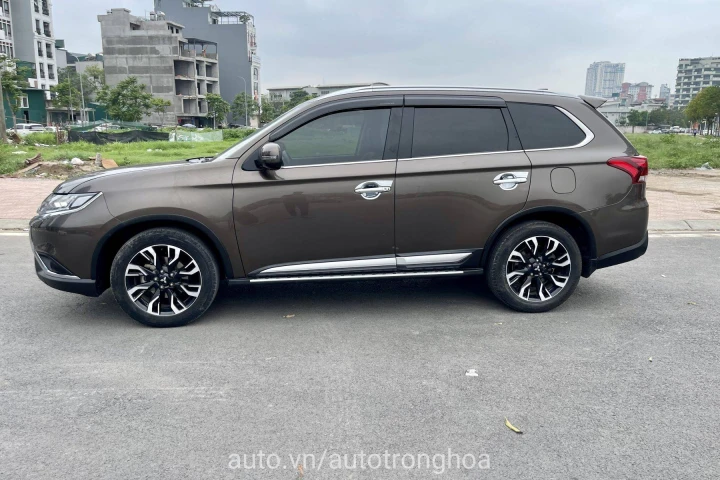 Mitsubishi Outlander 2021