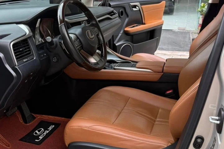 Lexus RX 2020