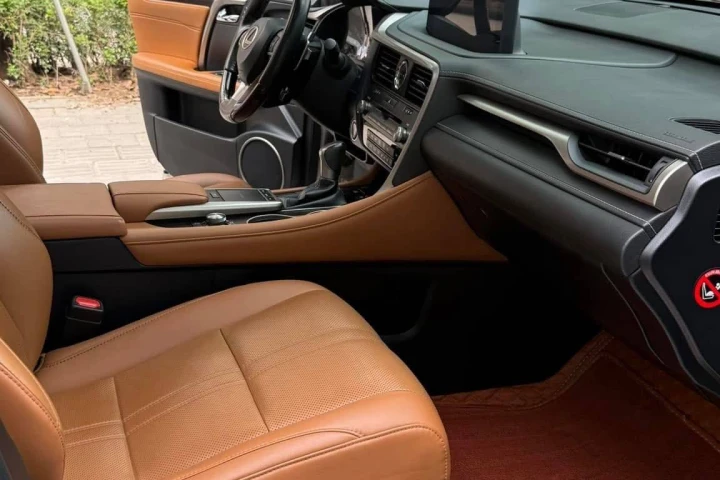 Lexus RX 2020