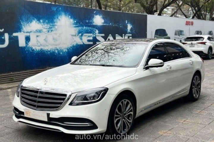Mercedes-Benz S-Class S450 2020
