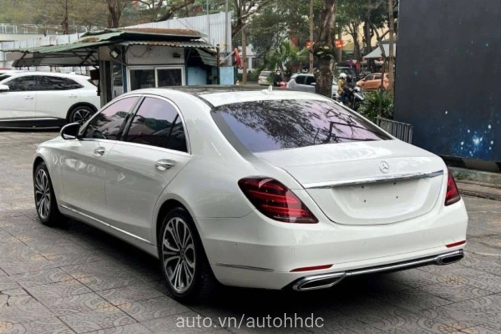 Mercedes-Benz S-Class S450 2020
