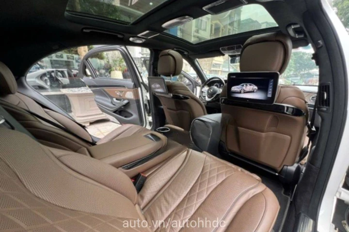 Mercedes-Benz S-Class S450 2020
