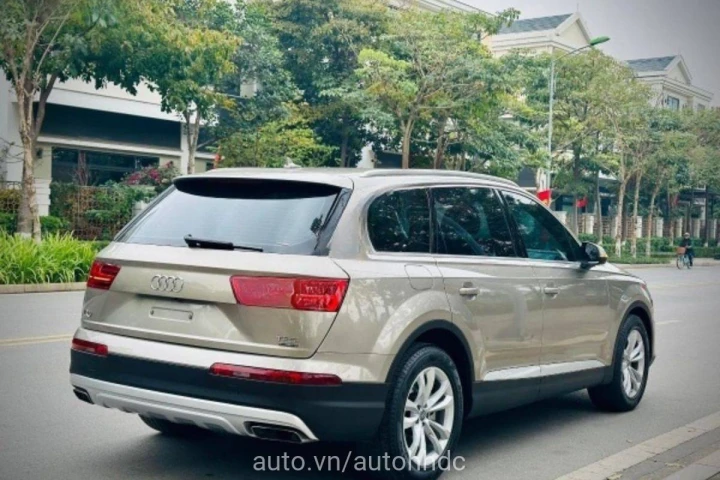 Audi Q7 2016