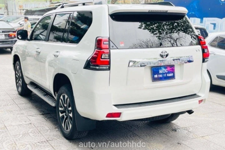 Toyota Land Cruiser Prado 2022