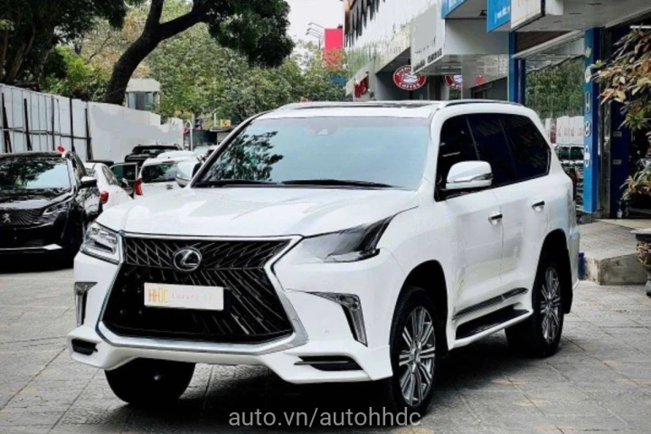 Lexus LX 2016