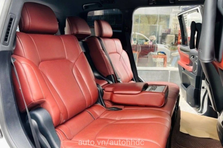 Lexus LX 2016