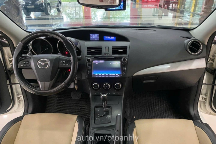 Mazda 3 2013
