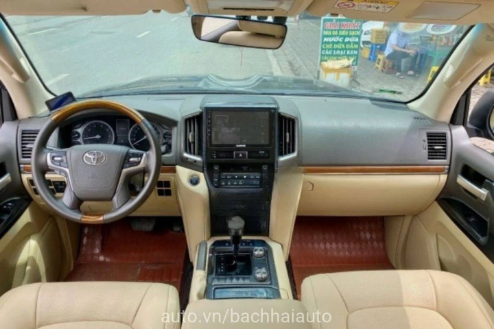 Toyota Land Cruiser 2016