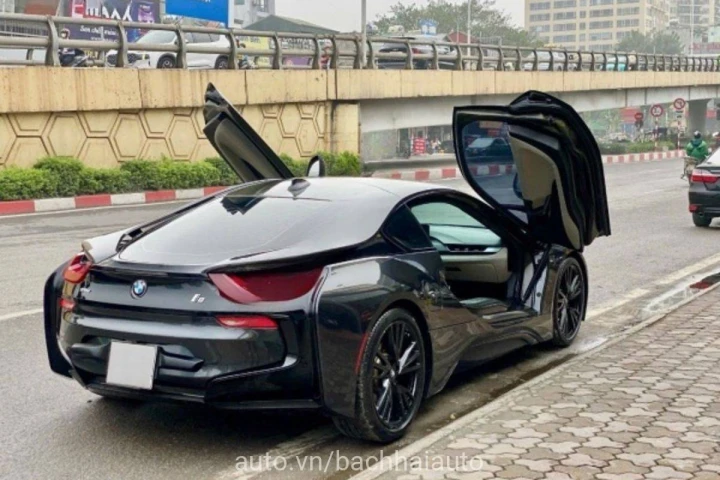 BMW i Series 2015