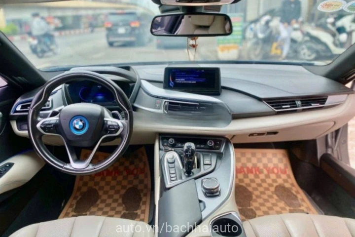 BMW i Series 2015