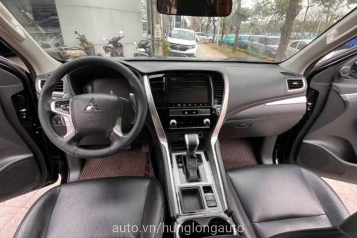 Mitsubishi Pajero 2021