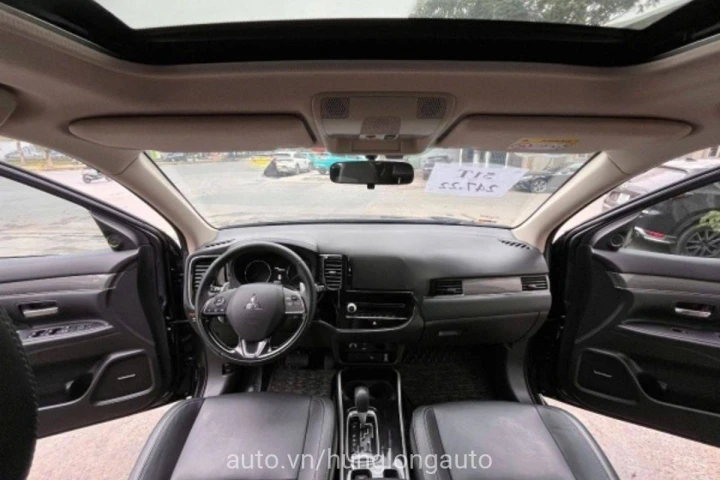 Mitsubishi Outlander 2.0 CVT Premium 2020