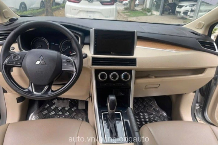 Mitsubishi Xpander AT 2019