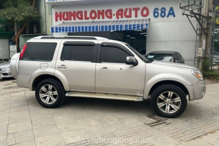 Ford Everest 2012