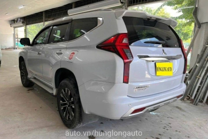 Mitsubishi Pajero 2021