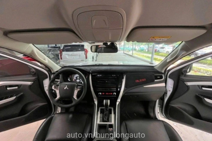 Mitsubishi Pajero 2021