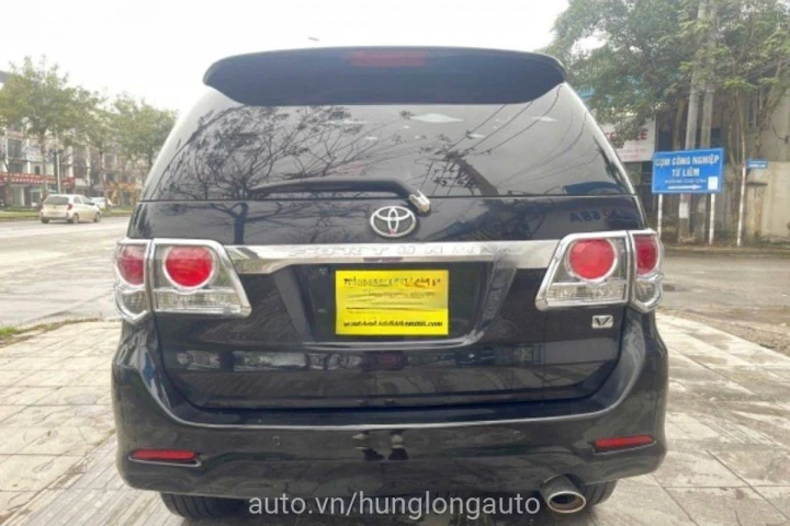 Toyota Fortuner 2014