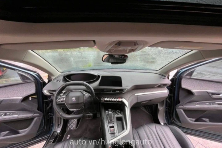 Peugeot 5008 2020