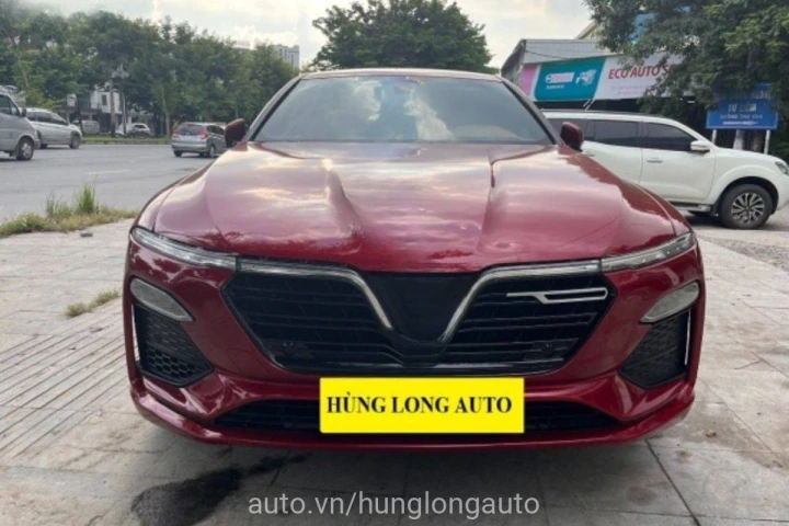 VinFast Lux A2.0 Base 2022