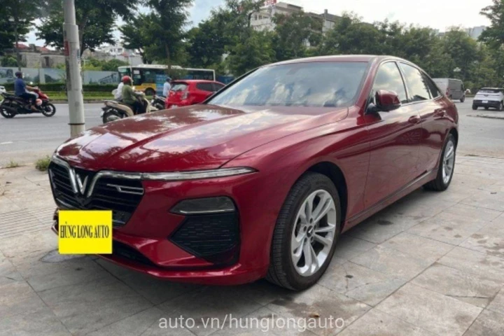 VinFast Lux A2.0 Base 2022