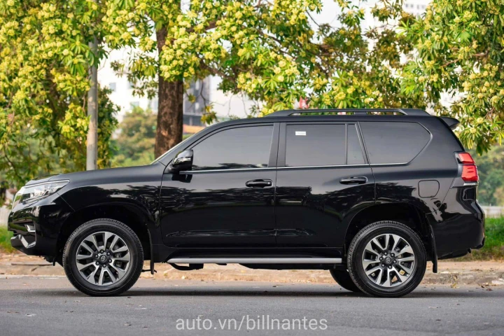 Toyota Land Cruiser Prado 2021