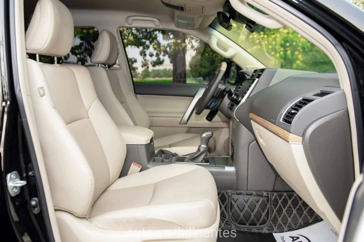Toyota Land Cruiser Prado 2021