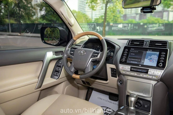 Toyota Land Cruiser Prado 2021