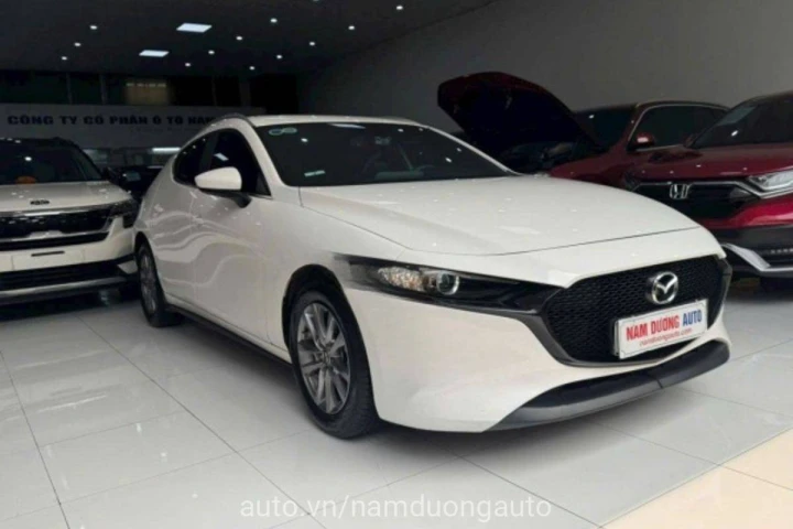 Mazda 3 1.5L Luxury 2020