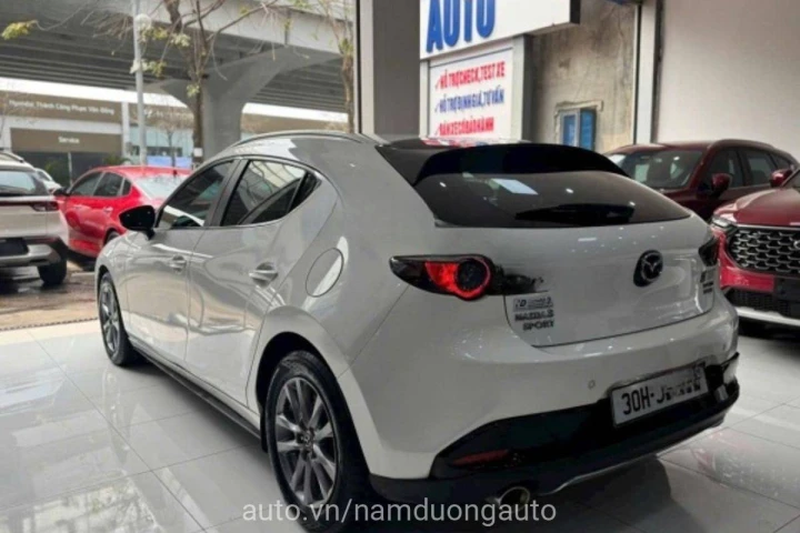 Mazda 3 1.5L Luxury 2020