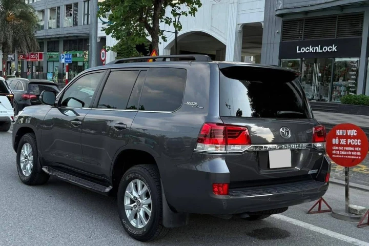 Toyota Land Cruiser 2020