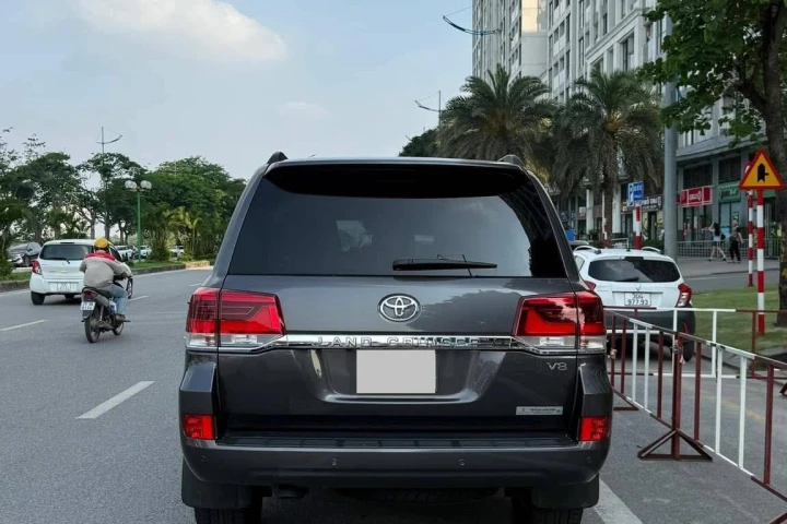 Toyota Land Cruiser 2020